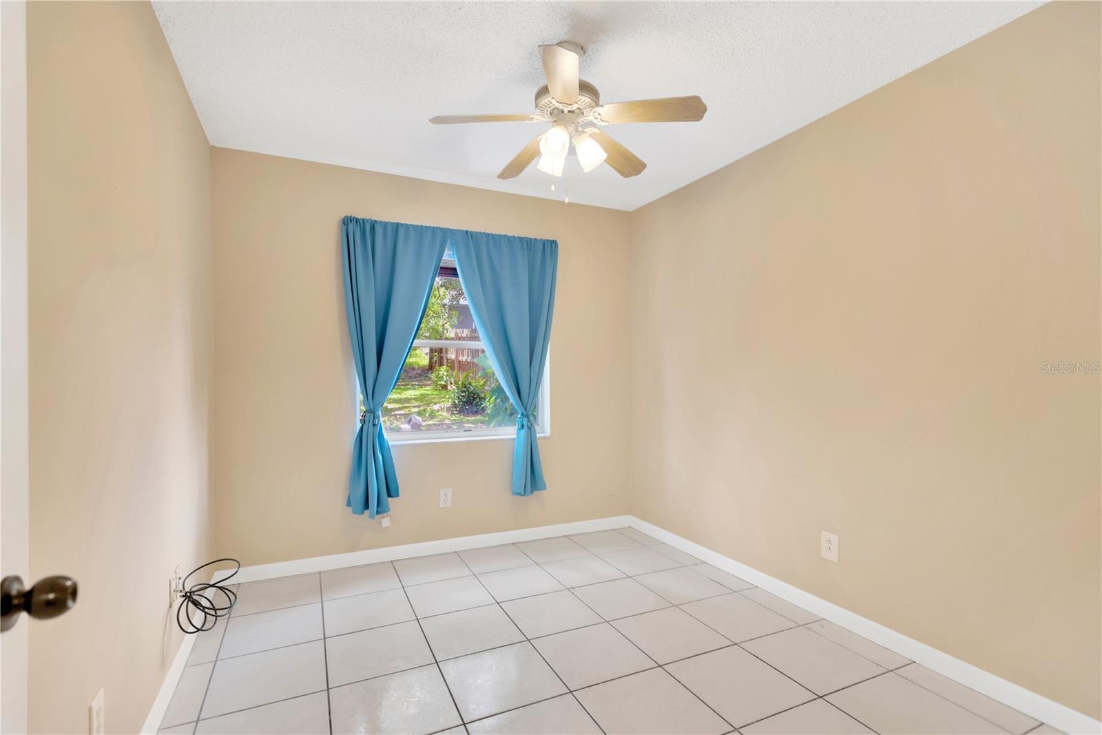 Image 18 of 30 For 314 Regal Park Drive