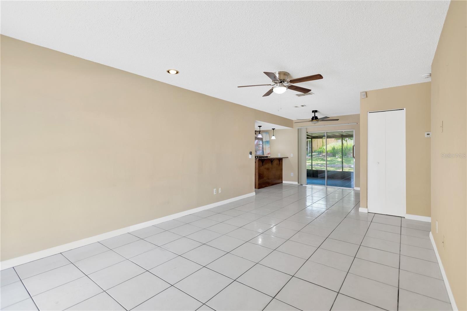 Image 9 of 30 For 314 Regal Park Drive