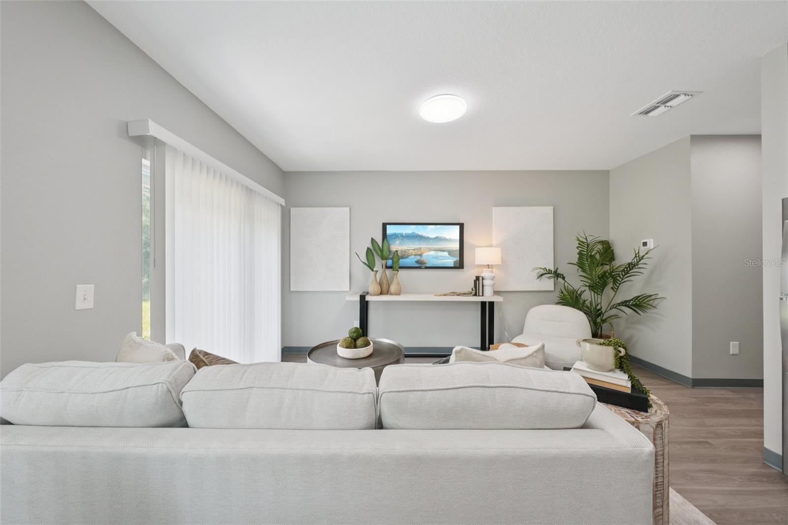 Image 11 of 50 For 2220 Emma Street
