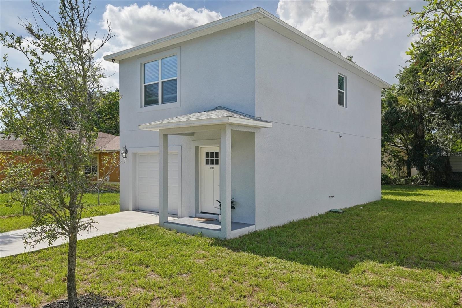 Image 4 of 50 For 2220 Emma Street