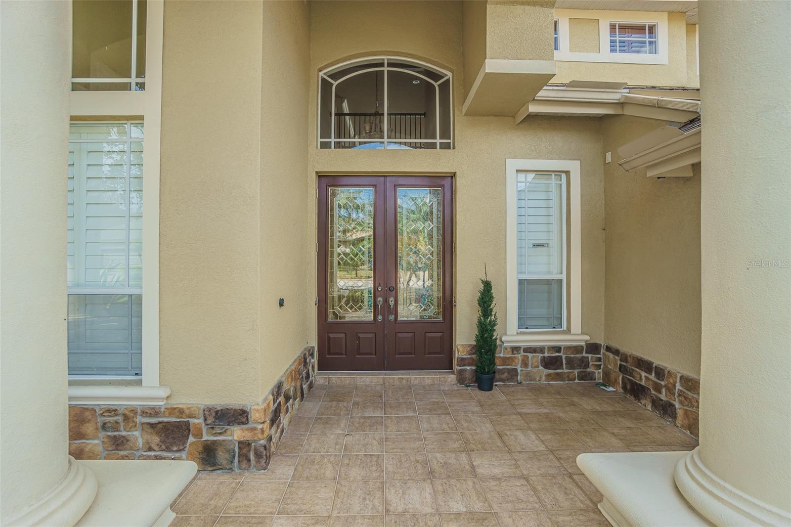 Listing photo id 8 for 3015 Northfield Drive
