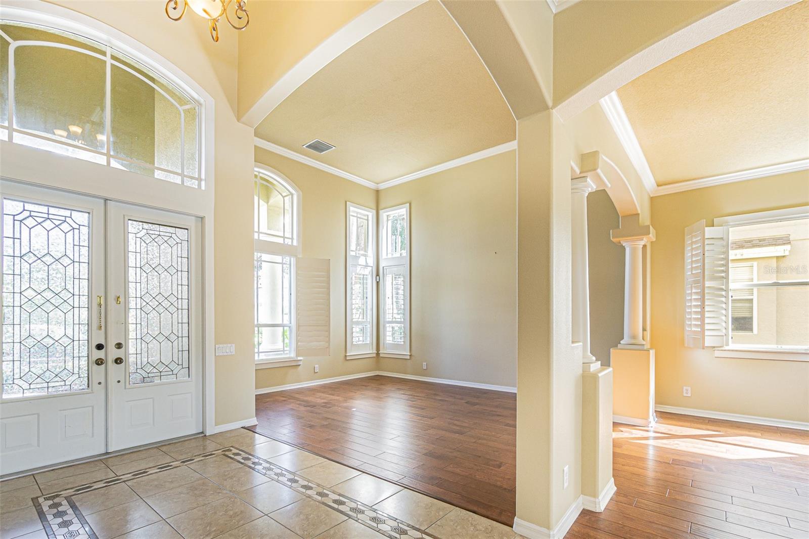 Listing photo id 17 for 3015 Northfield Drive