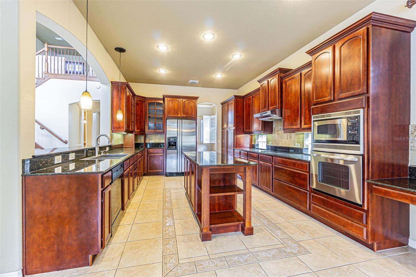 Listing photo id 26 for 3015 Northfield Drive