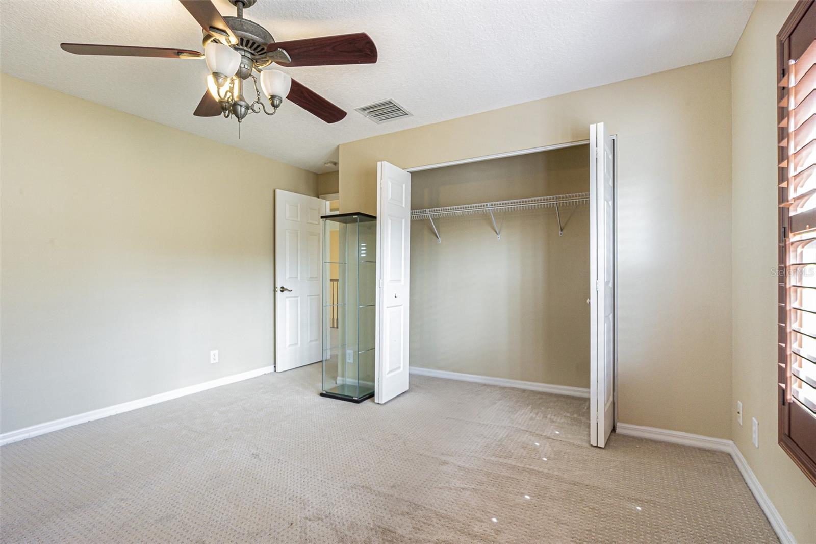 Listing photo id 43 for 3015 Northfield Drive