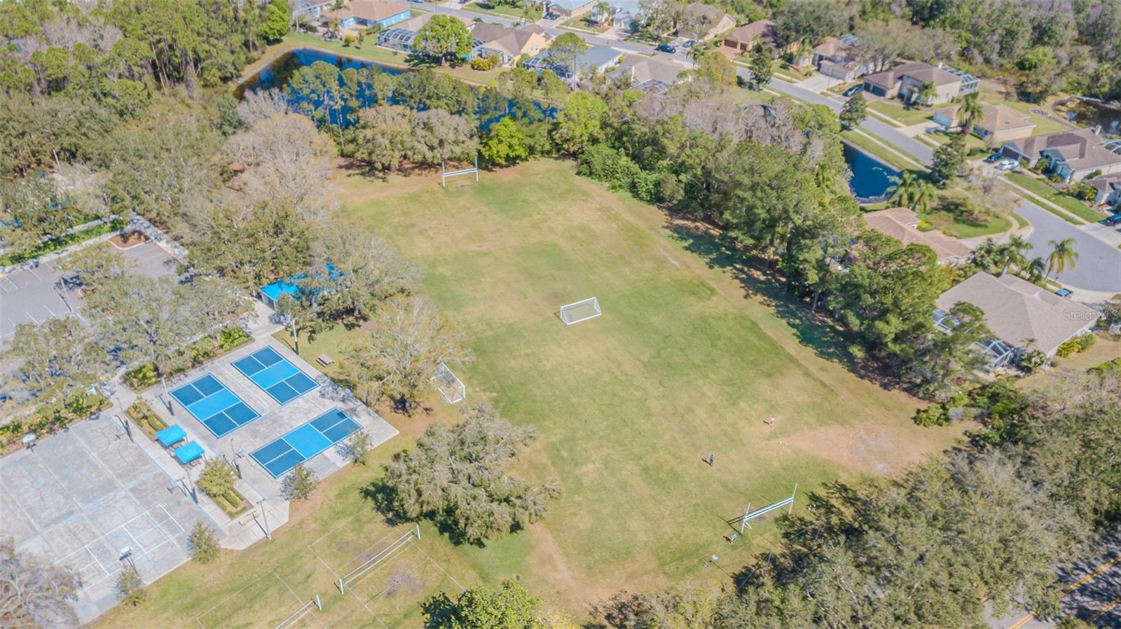 Listing photo id 59 for 3015 Northfield Drive