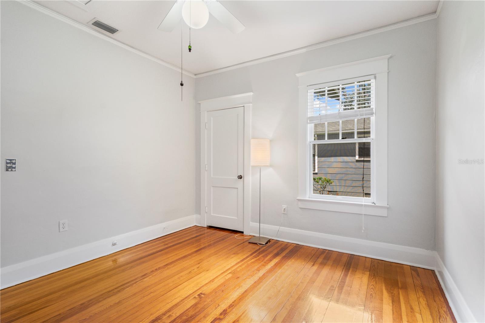 Image 42 of 98 For 1207 Powhatan Avenue