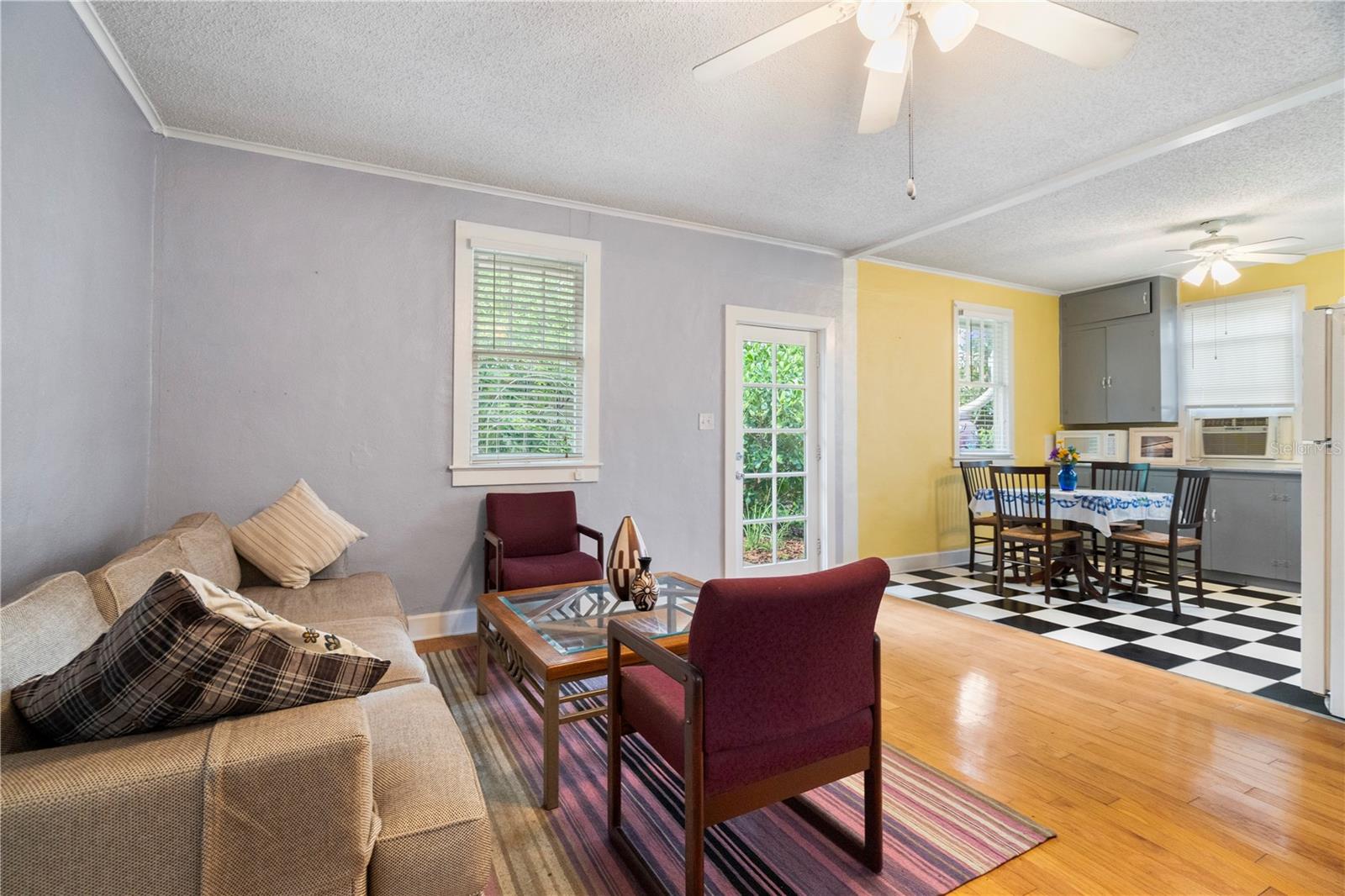 Image 62 of 98 For 1207 Powhatan Avenue