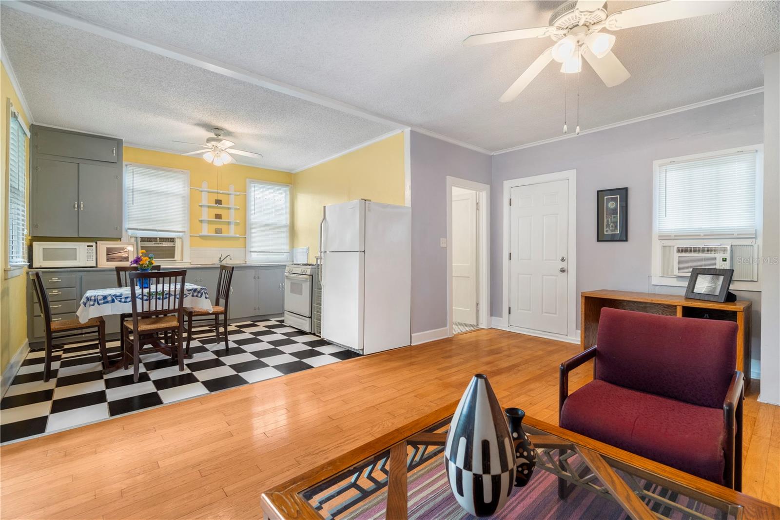 Image 65 of 98 For 1207 Powhatan Avenue