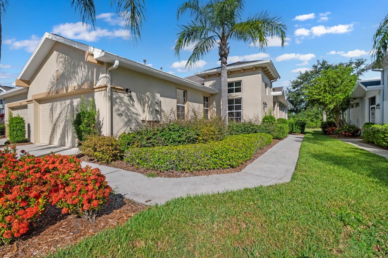 Image 33 of 63 For 1226 Lyndhurst Greens Drive 0