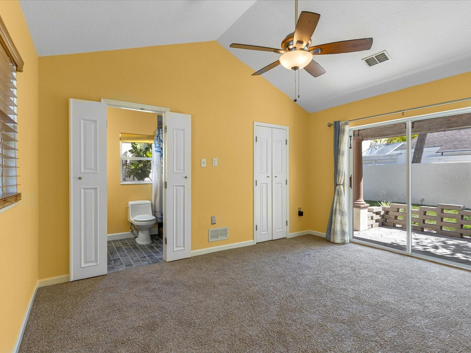 Image 18 of 41 For 145 18th Avenue Se