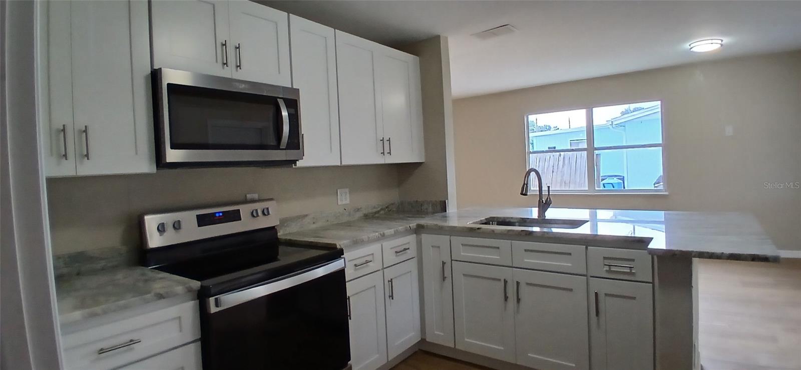 Image 6 of 17 For 6909 79th Avenue N