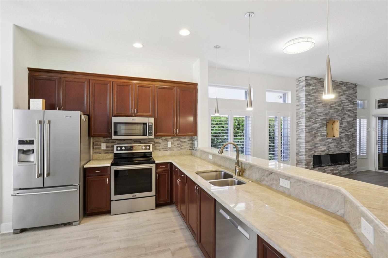 Image 11 of 26 For 12861 Devonshire Lakes Circle