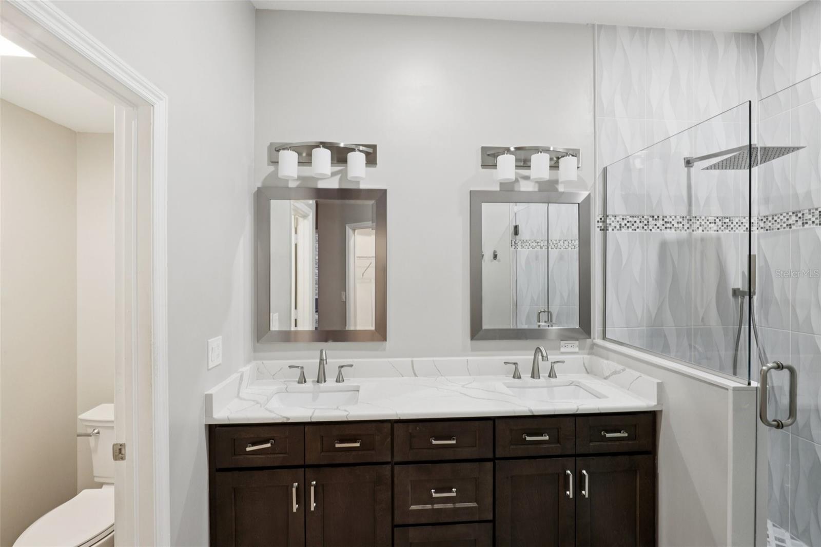 Image 21 of 26 For 12861 Devonshire Lakes Circle