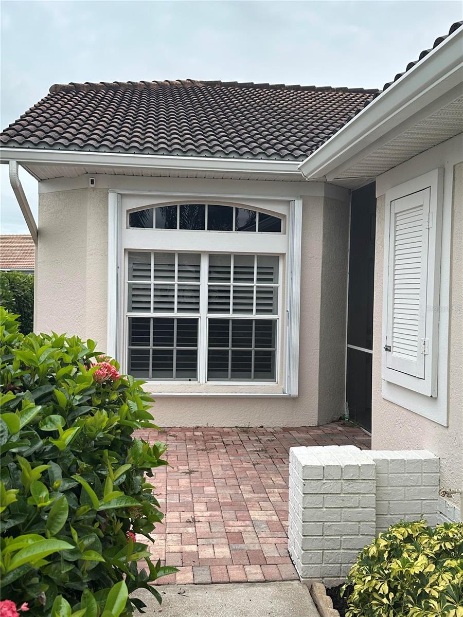 Image 3 of 26 For 12861 Devonshire Lakes Circle