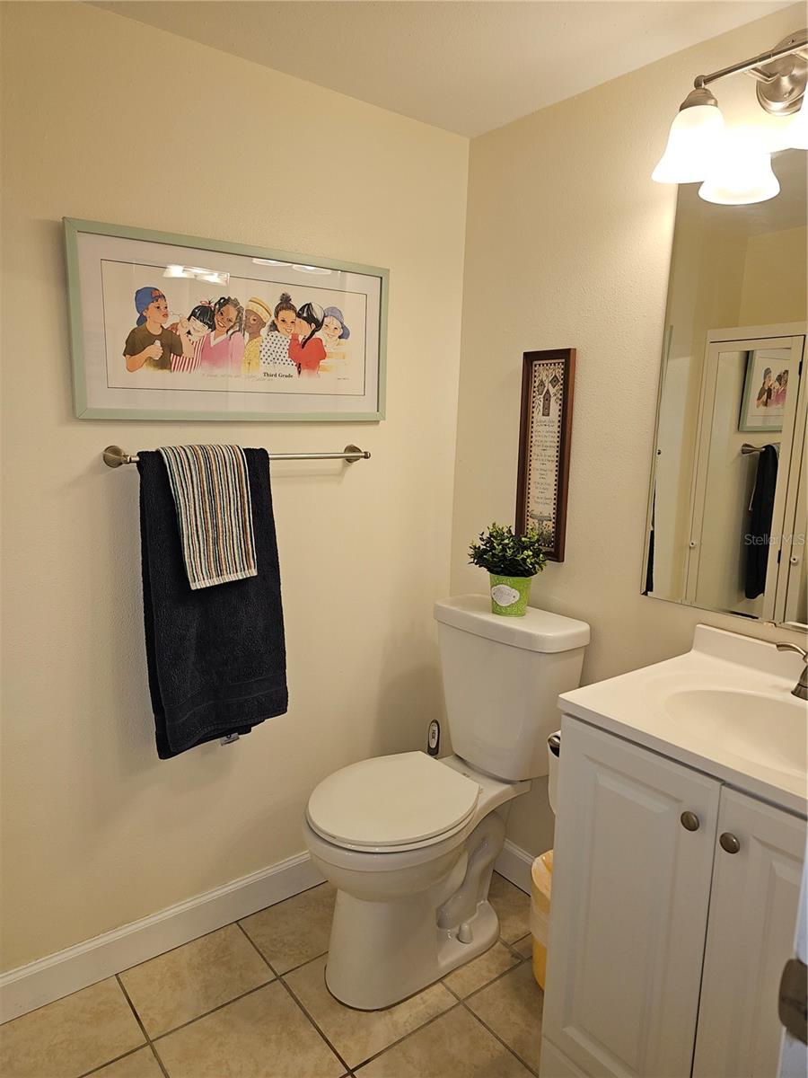 Image 21 of 37 For 14130 Rosemary Lane 3207