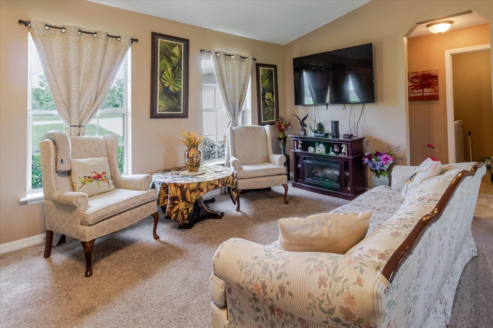 Image 12 of 30 For 313 Locust Pass