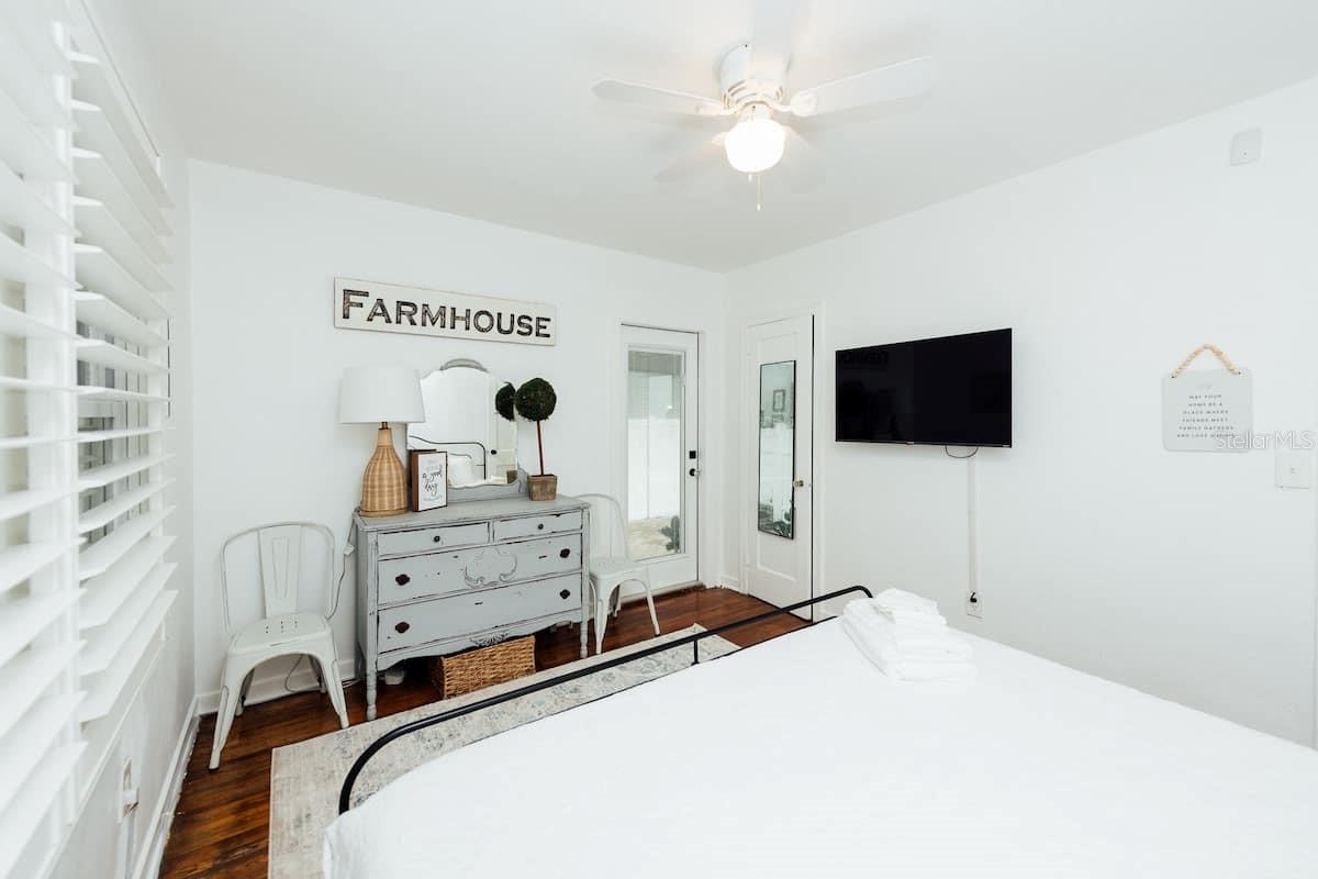 Image 31 of 50 For 4613 Macdill Avenue