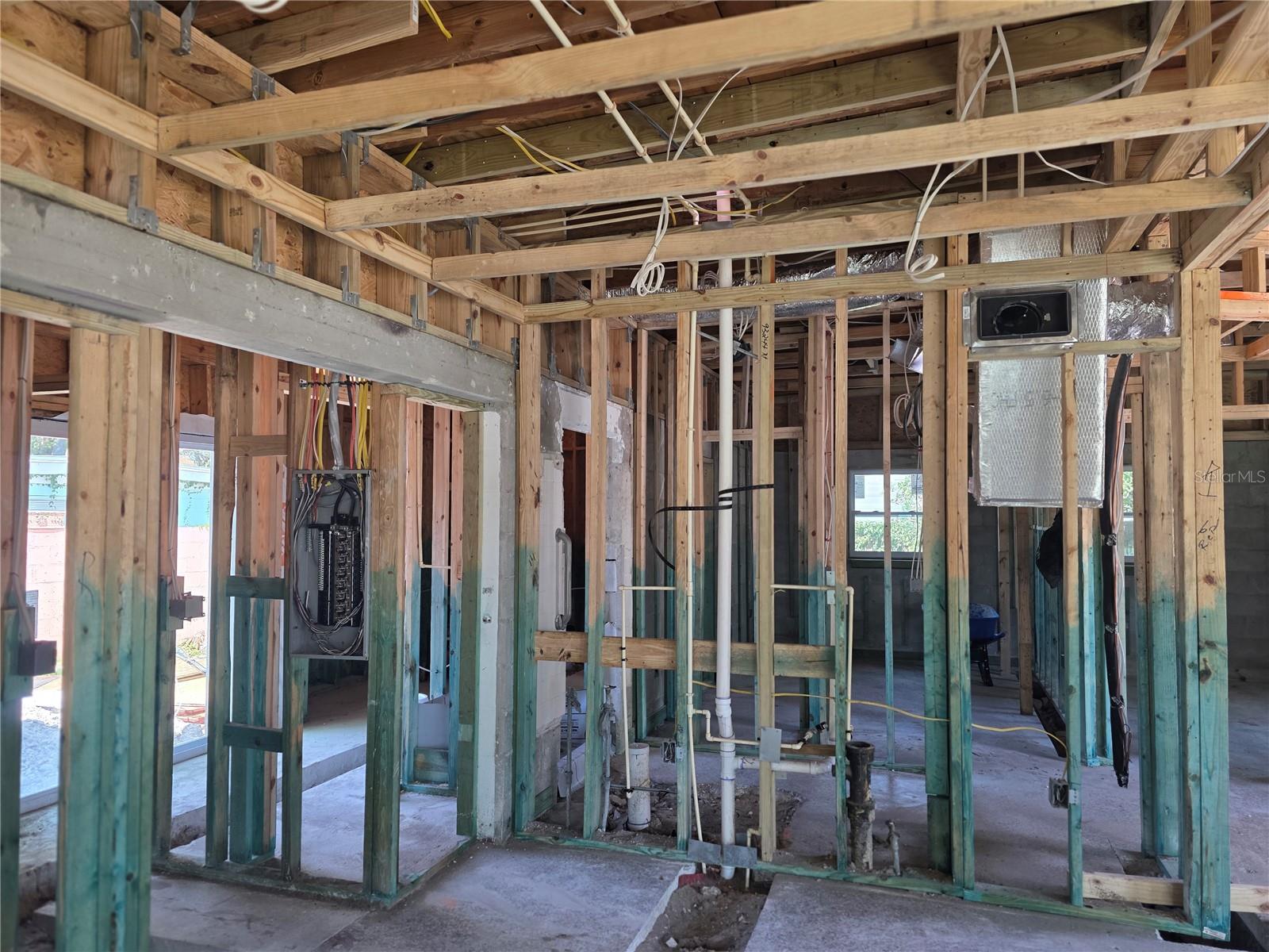 Listing photo id 2 for 910 Osborne Avenue