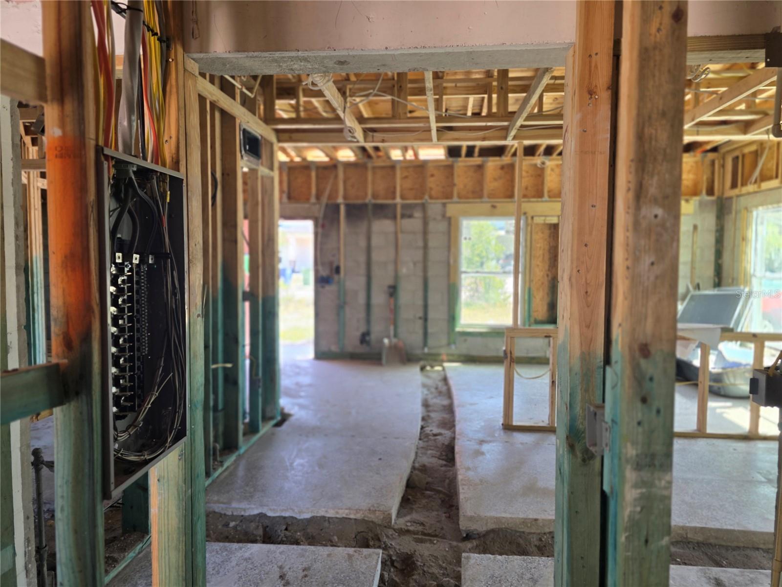 Listing photo id 7 for 910 Osborne Avenue