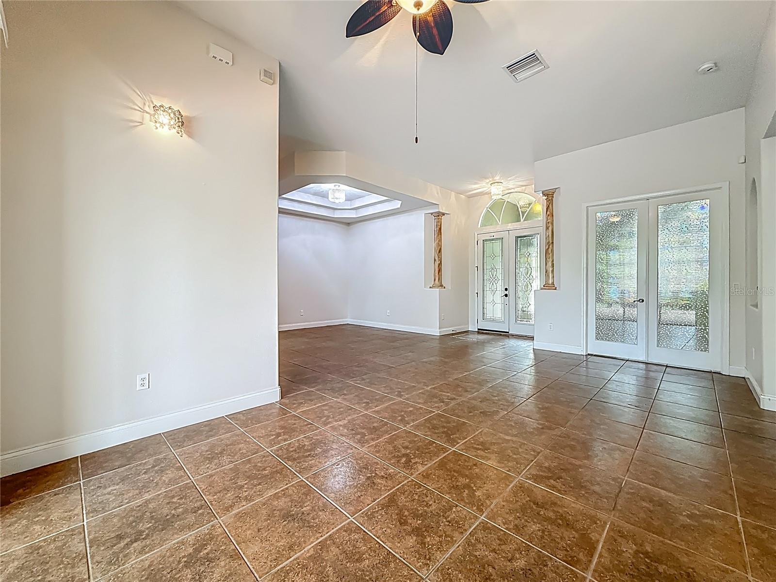 Image 13 of 75 For 20626 Longleaf Pine Avenue