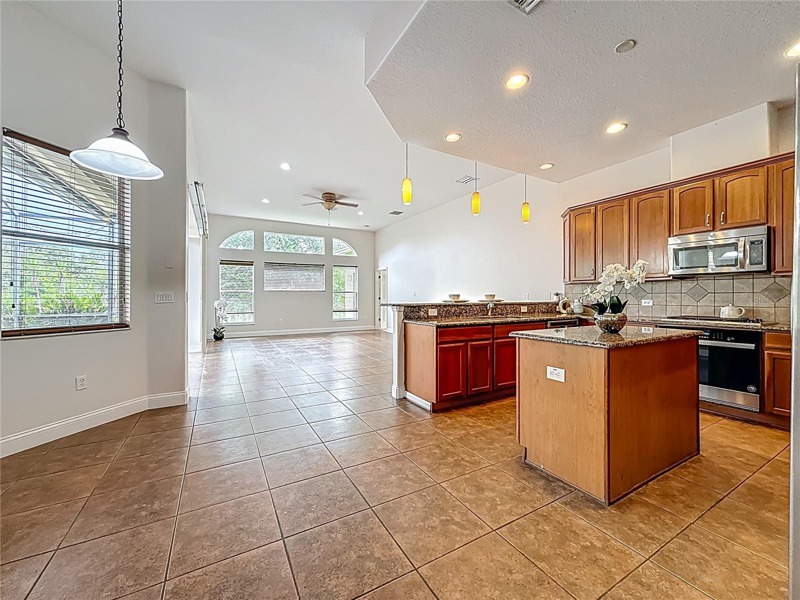 Image 15 of 75 For 20626 Longleaf Pine Avenue