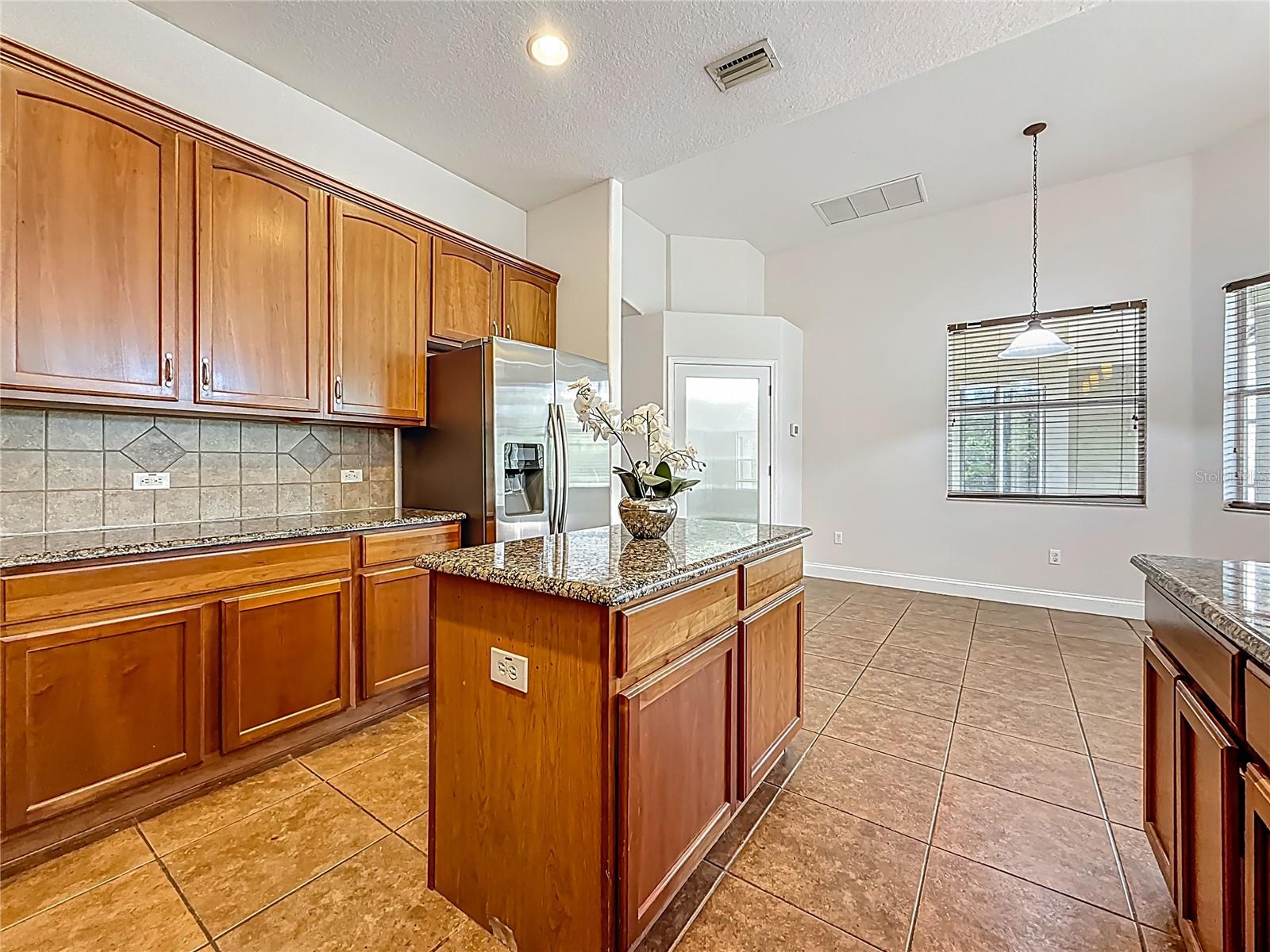Image 20 of 75 For 20626 Longleaf Pine Avenue