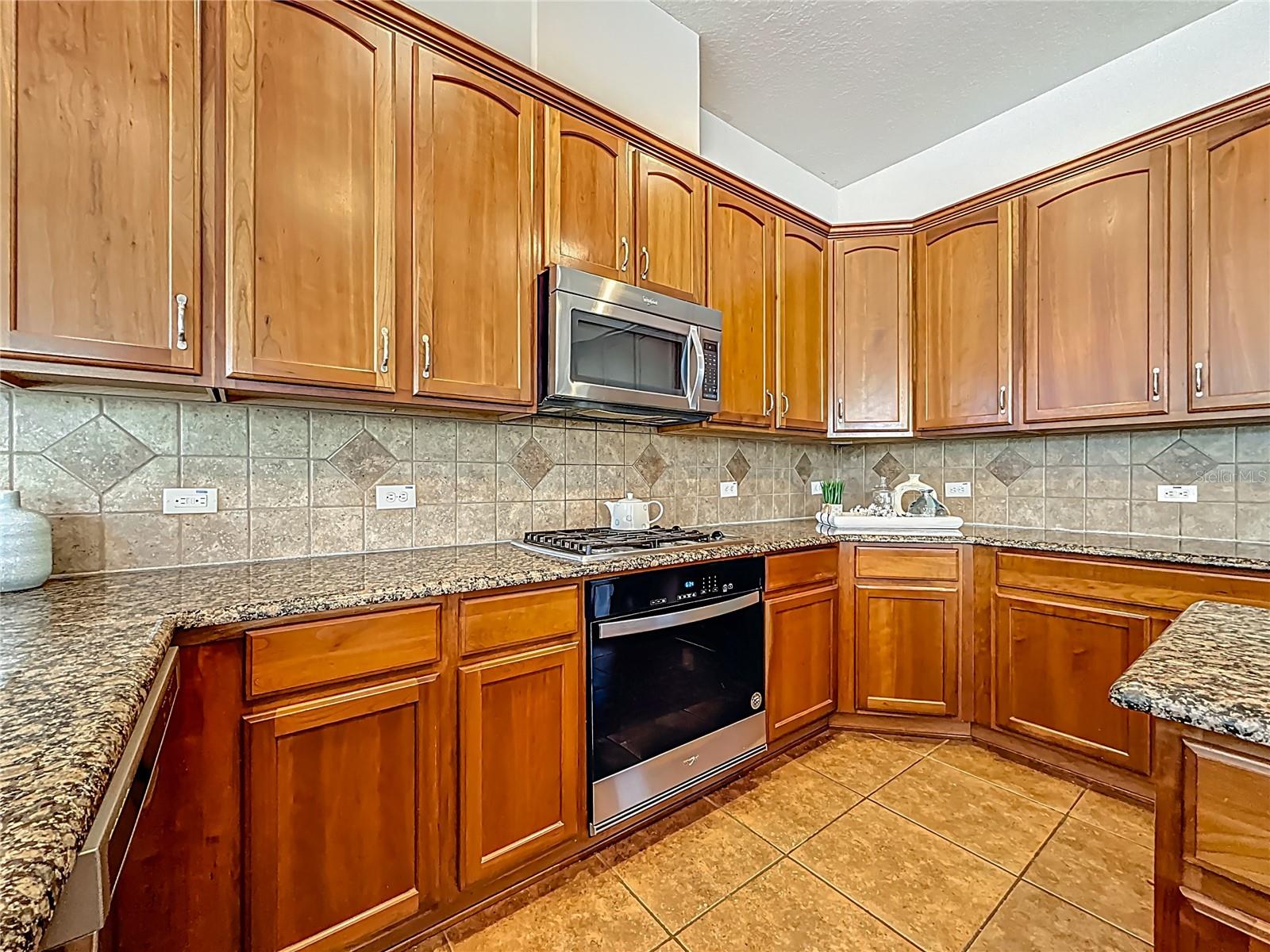 Image 21 of 75 For 20626 Longleaf Pine Avenue