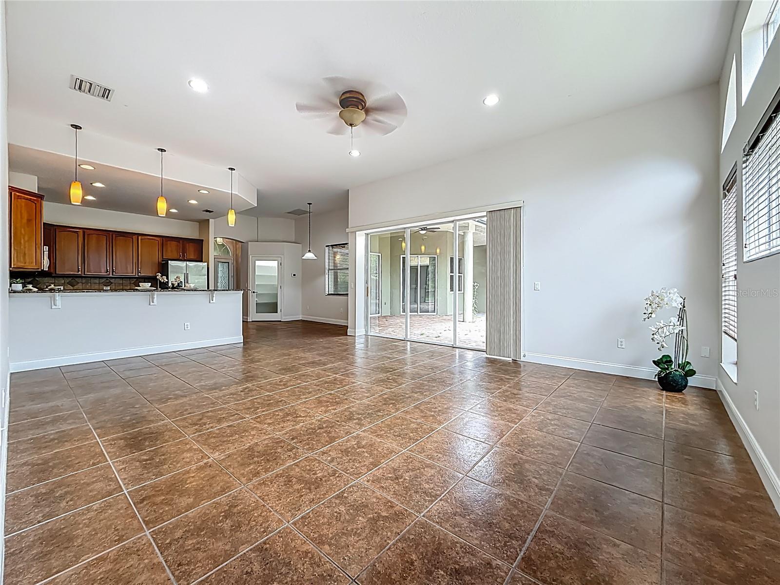 Image 25 of 75 For 20626 Longleaf Pine Avenue