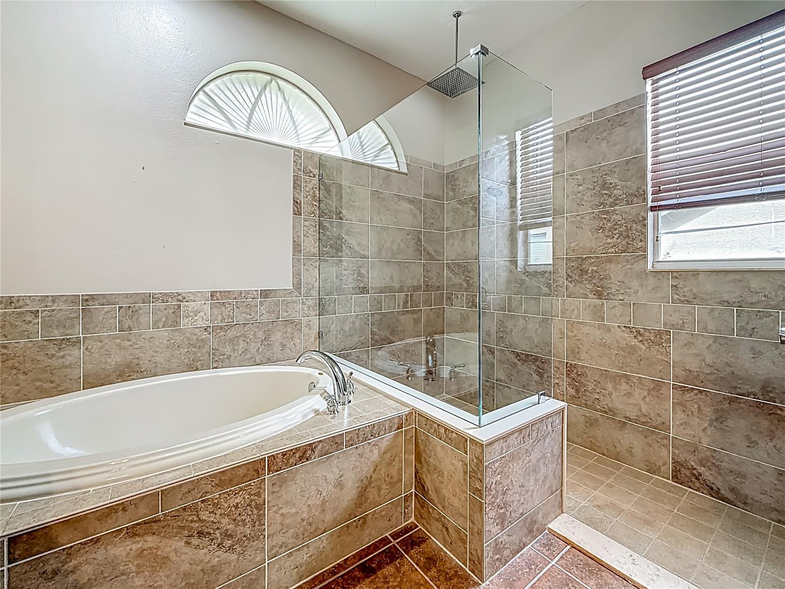 Image 46 of 75 For 20626 Longleaf Pine Avenue