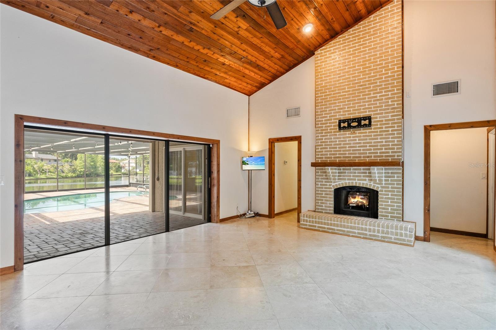 Image 18 of 55 For 8764 Baywood Park Drive