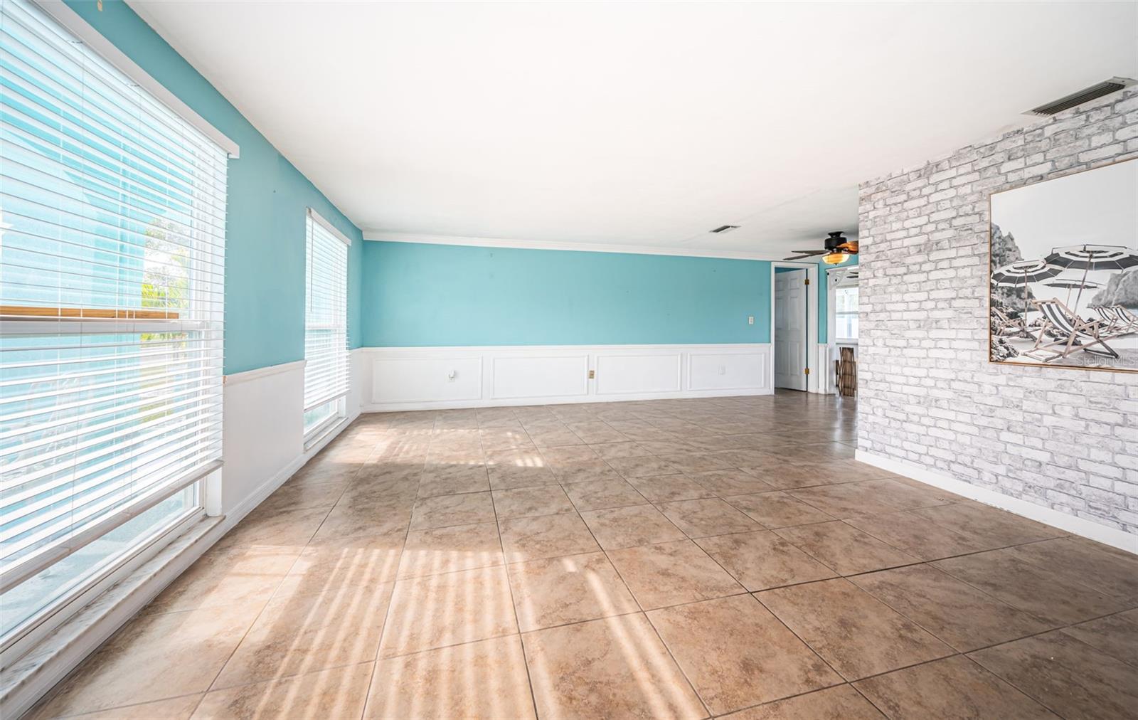 Image 14 of 66 For 3627 Grayton Drive