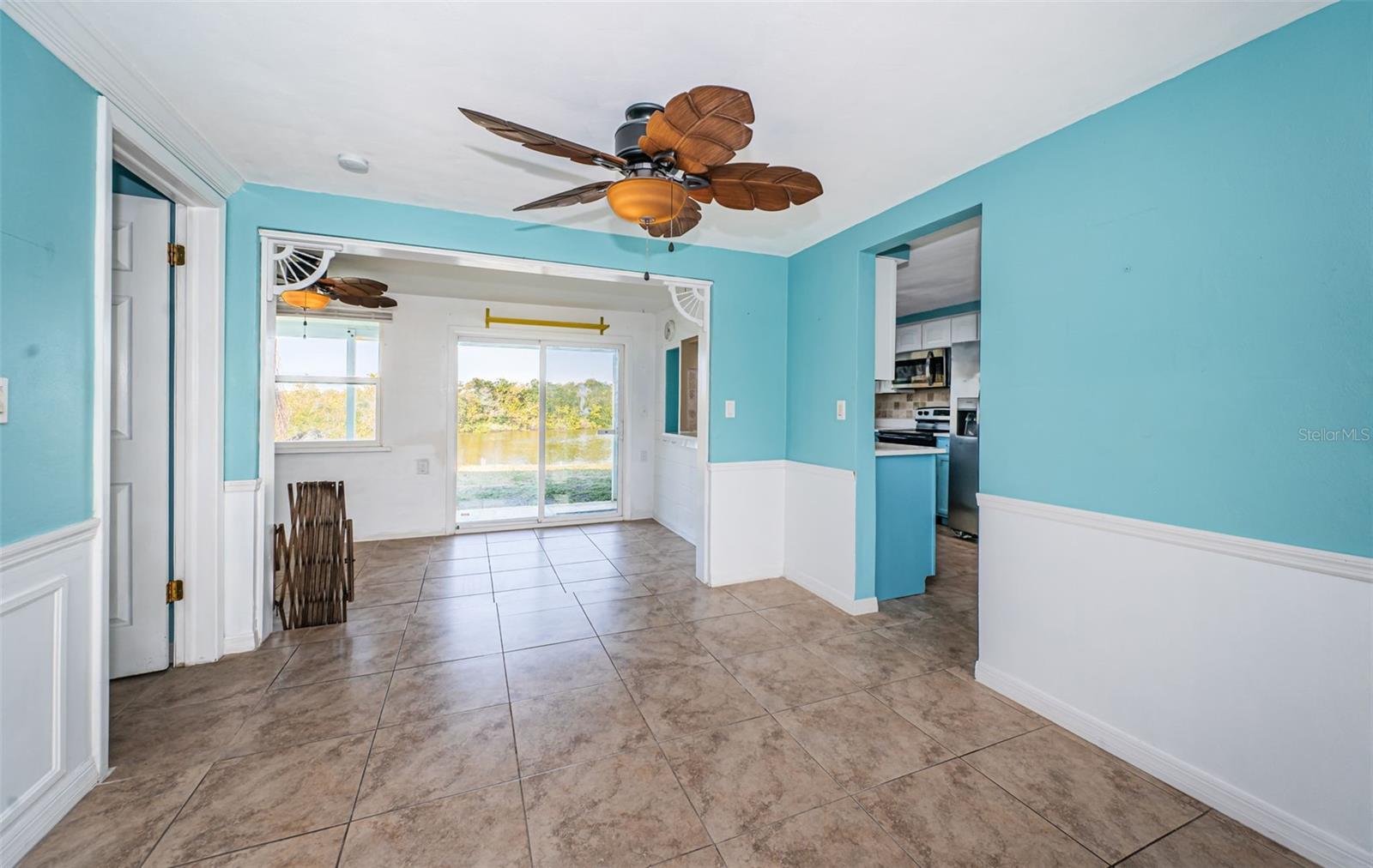 Image 18 of 66 For 3627 Grayton Drive