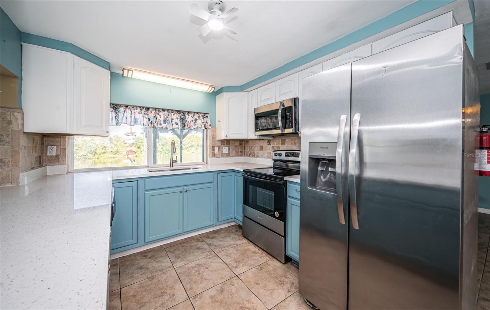 Image 21 of 66 For 3627 Grayton Drive