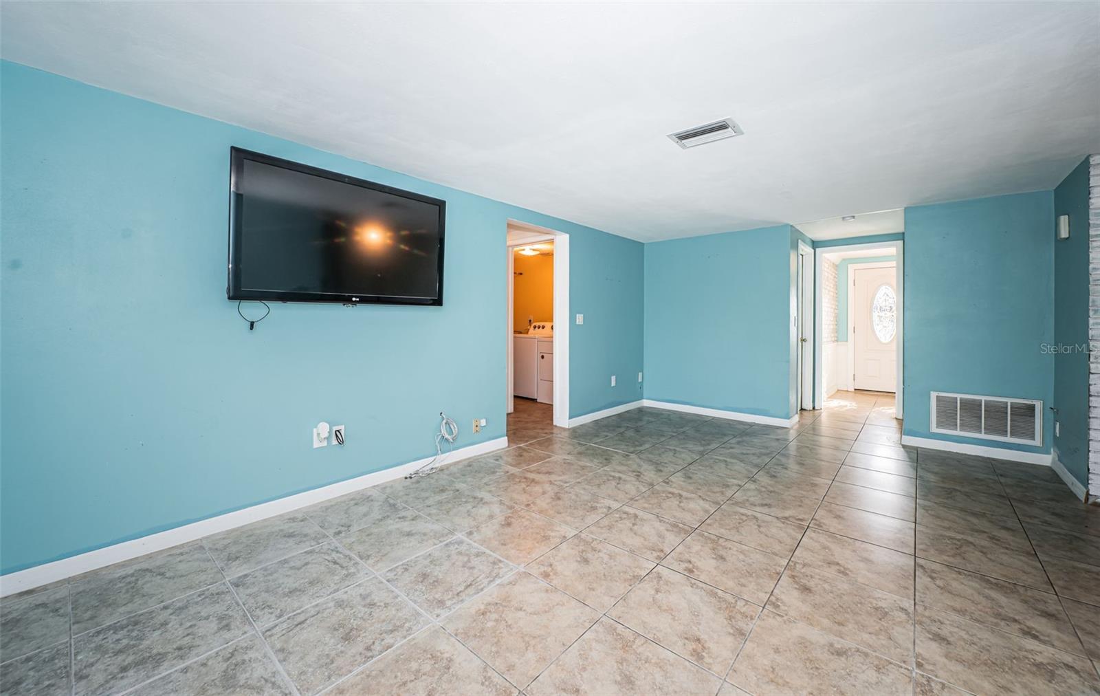 Image 27 of 66 For 3627 Grayton Drive