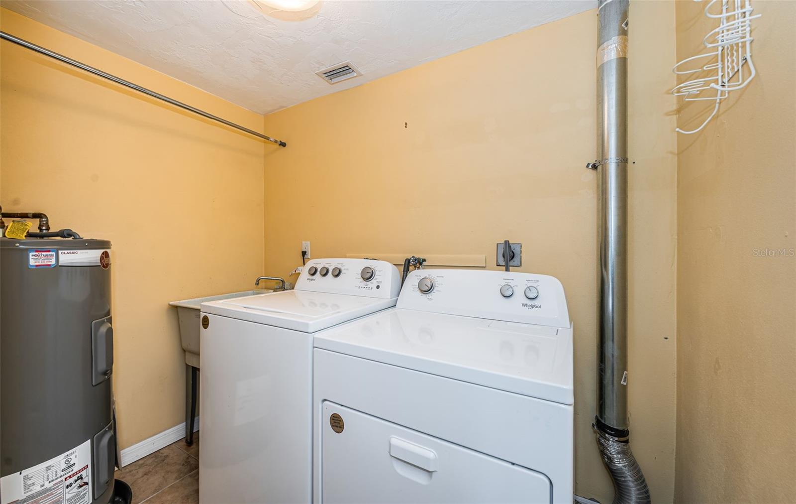 Image 37 of 66 For 3627 Grayton Drive