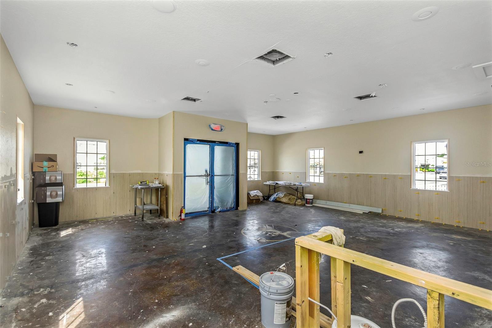 Image 10 of 81 For 6305 Gulf Boulevard
