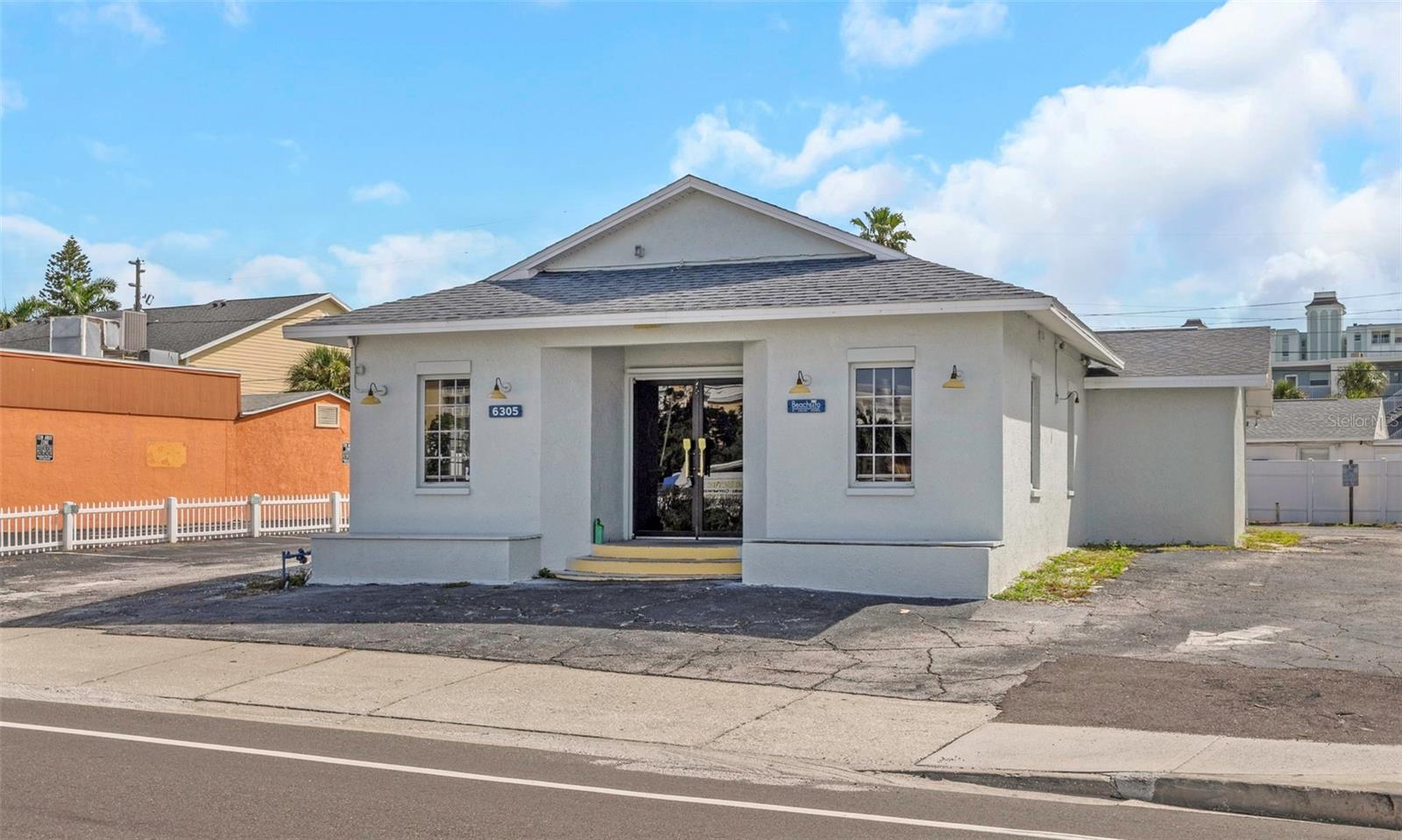Image 2 of 81 For 6305 Gulf Boulevard
