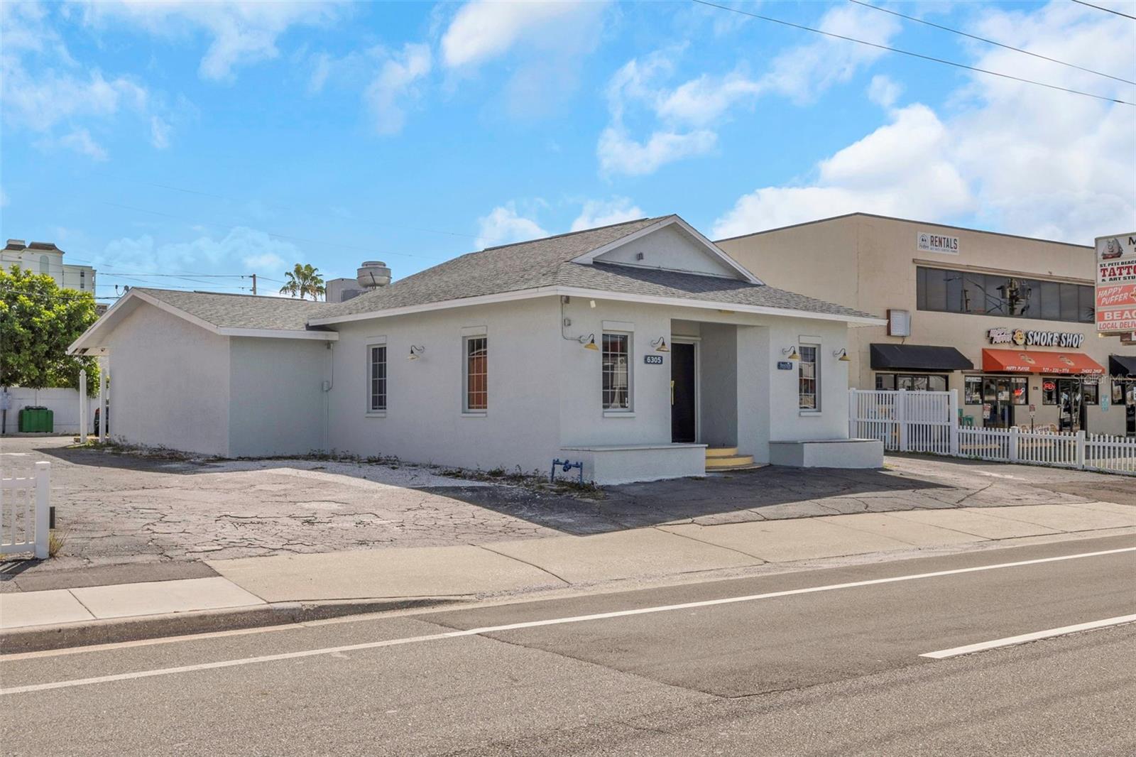 Image 38 of 81 For 6305 Gulf Boulevard