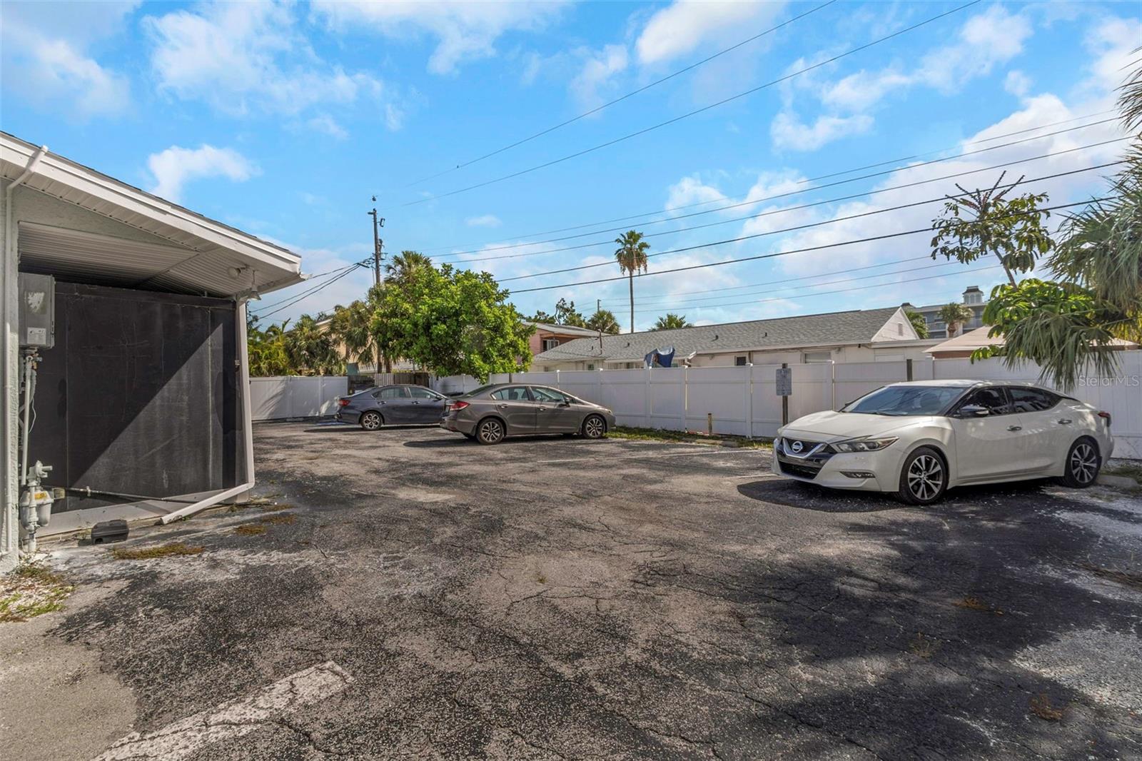 Image 45 of 81 For 6305 Gulf Boulevard