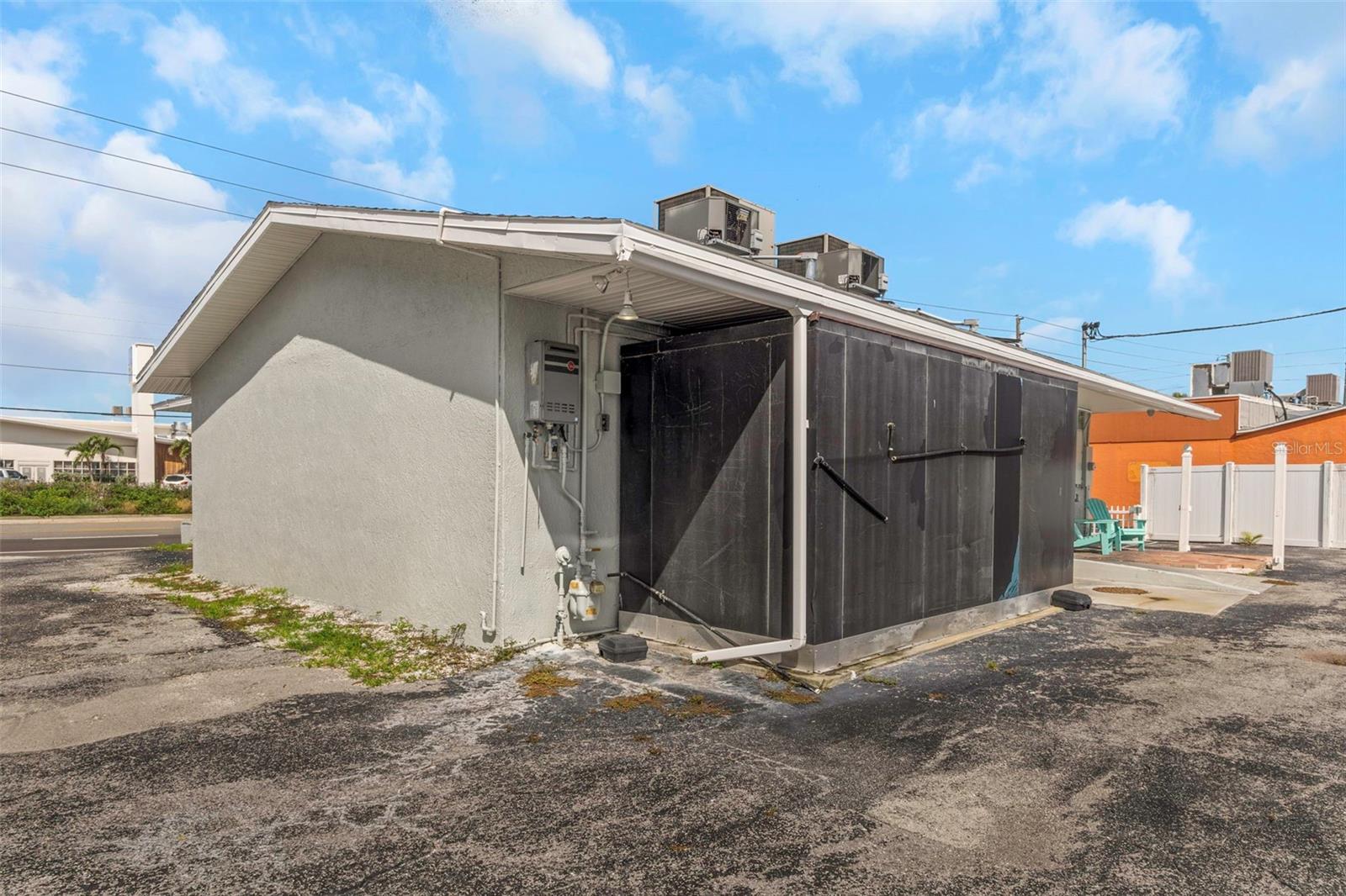 Image 46 of 81 For 6305 Gulf Boulevard