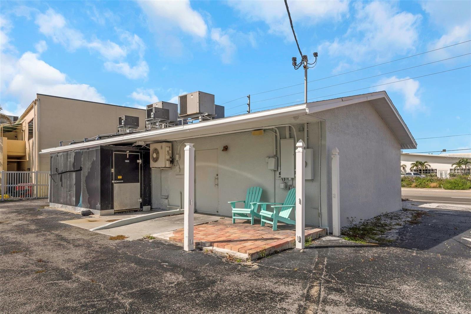 Image 51 of 81 For 6305 Gulf Boulevard
