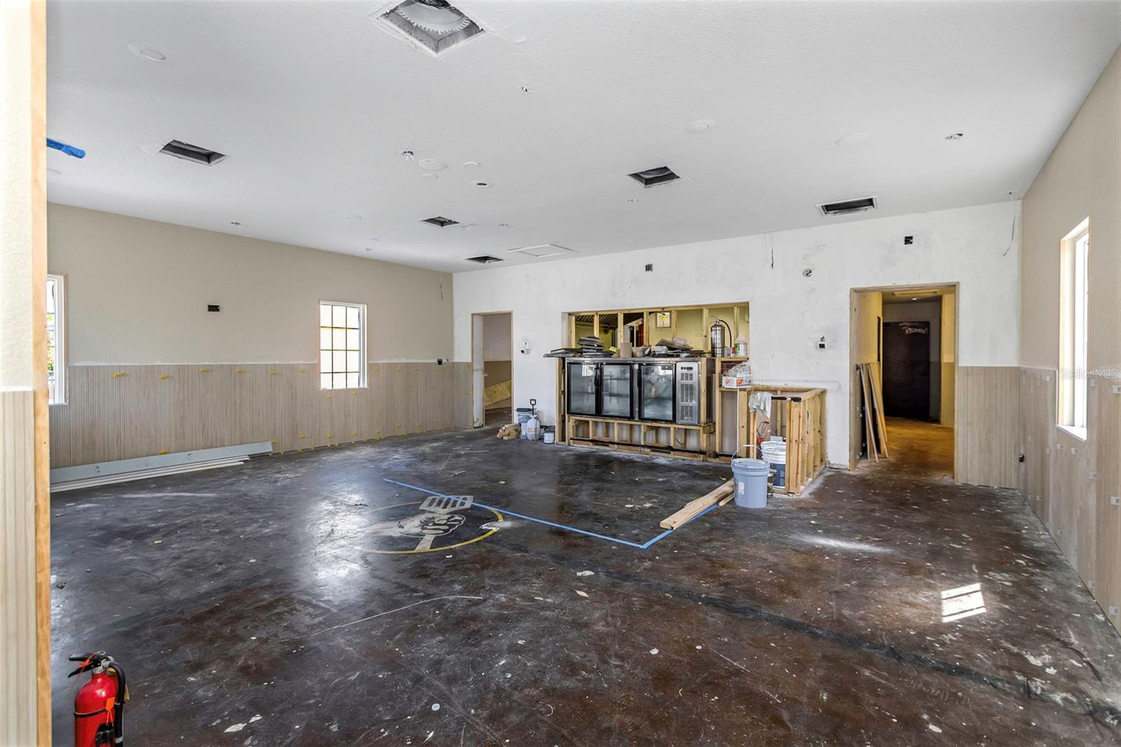 Image 8 of 81 For 6305 Gulf Boulevard