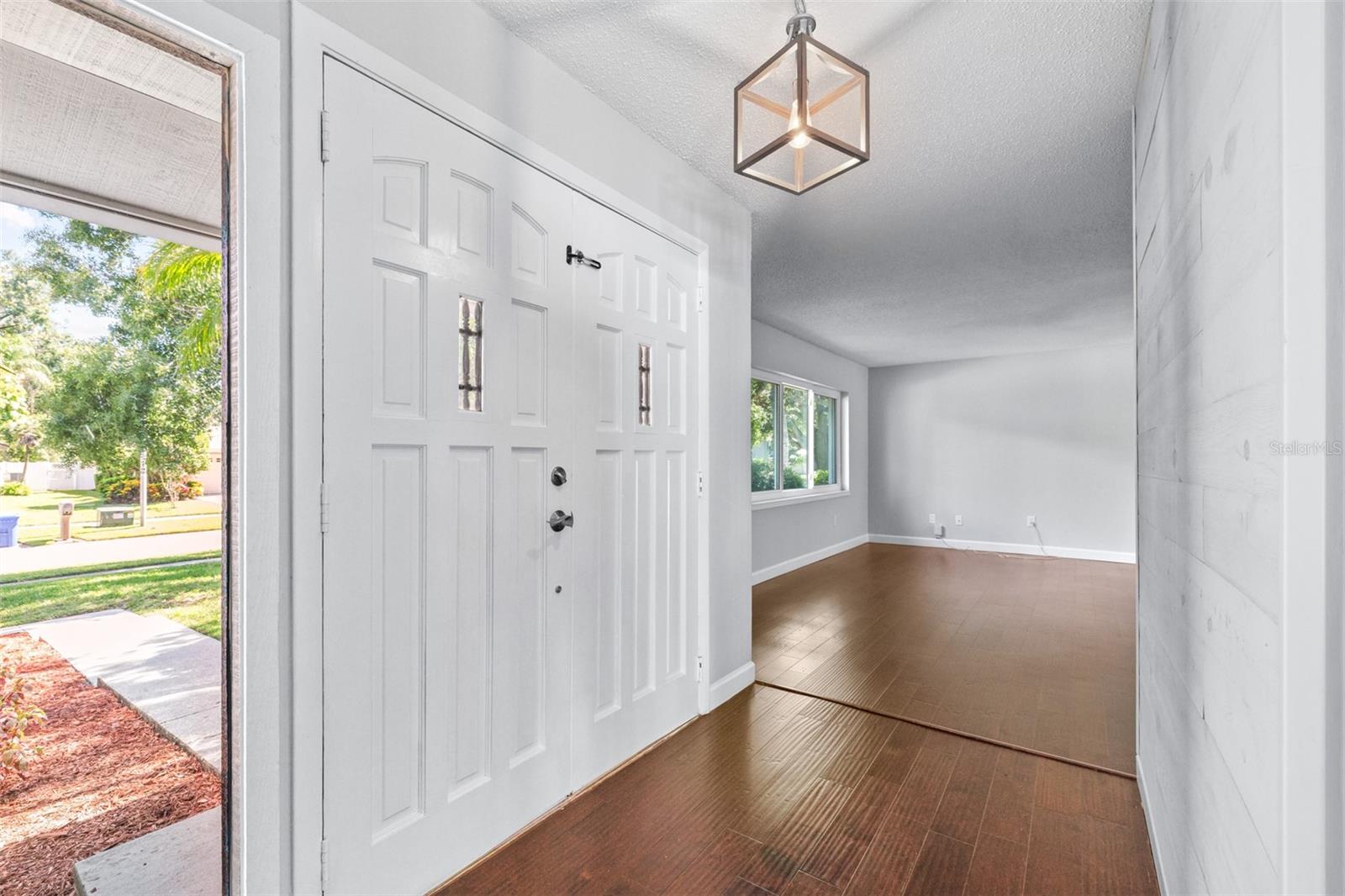 Image 7 of 60 For 4505 Old Saybrook Avenue