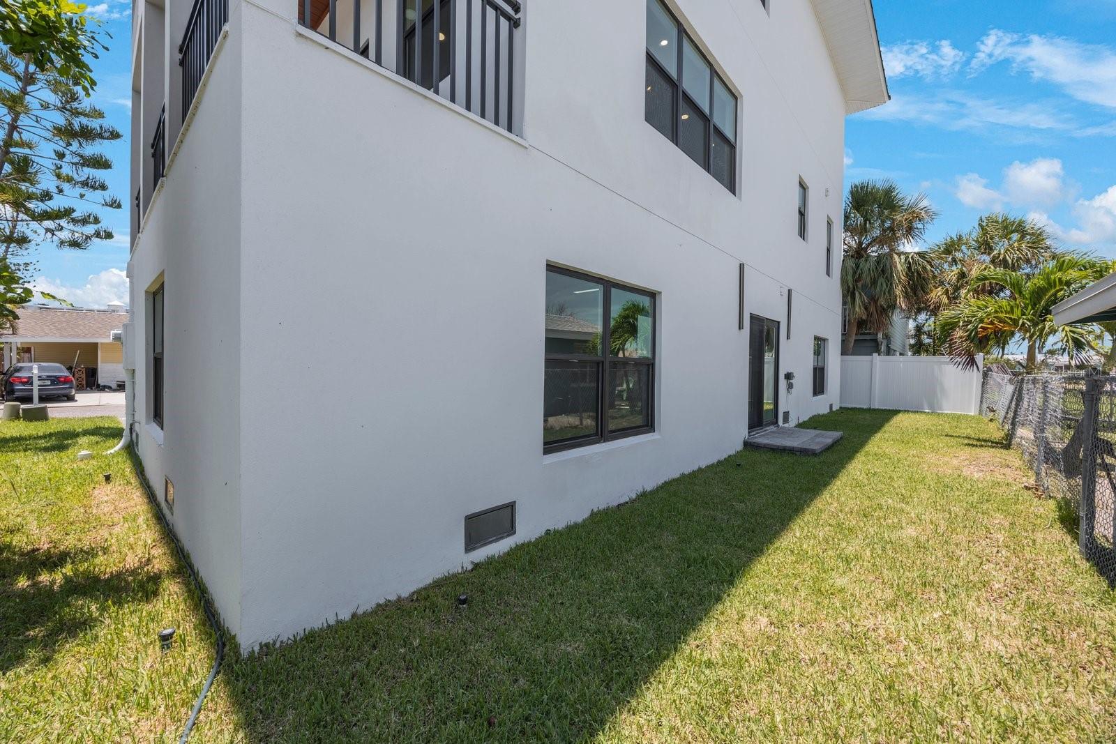 Image 64 of 77 For 18077 3rd Street E