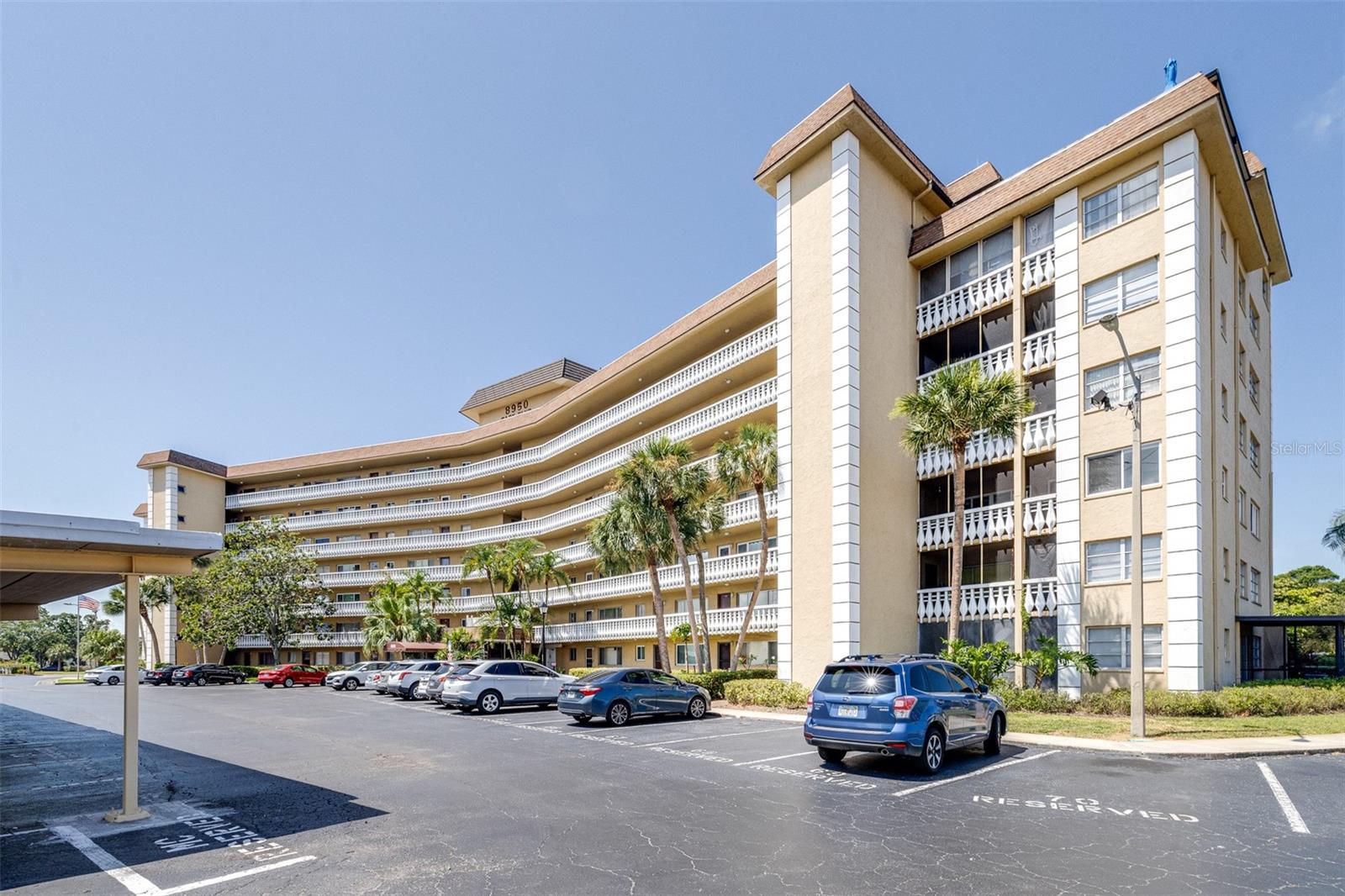Image 2 of 51 For 8950 Park Boulevard 609