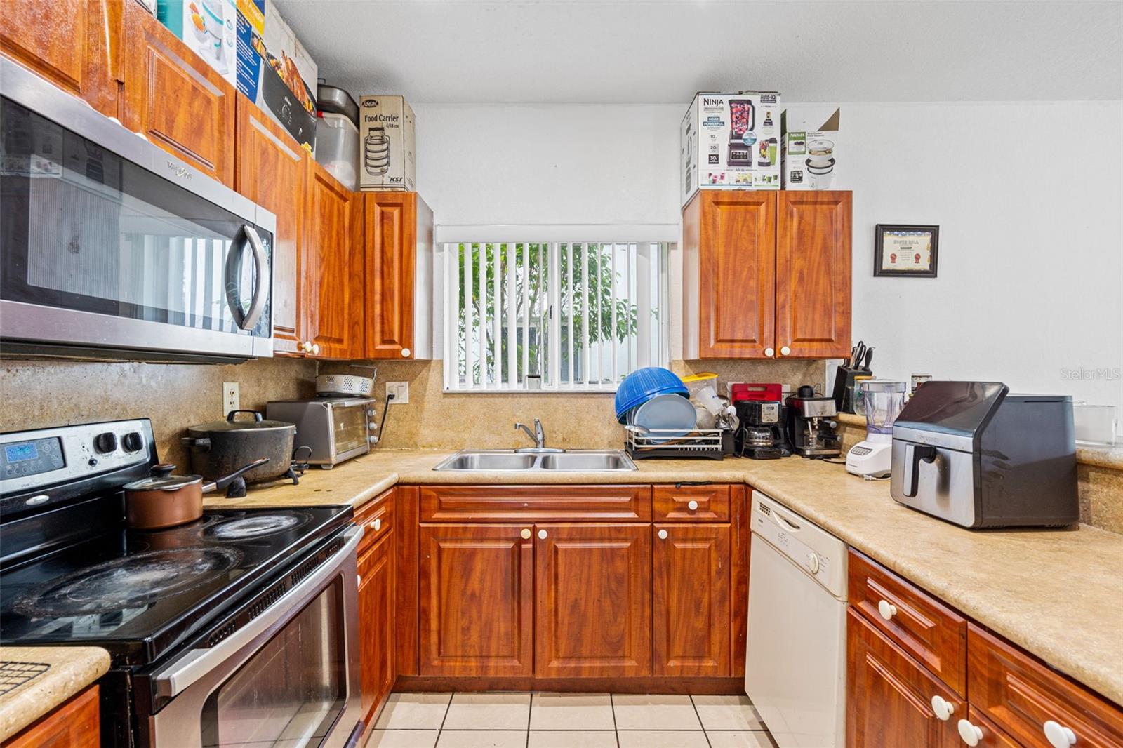 Image 13 of 70 For 3135 4th Street