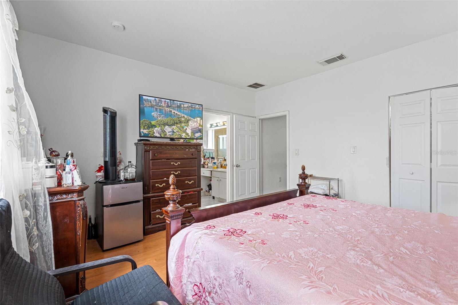 Image 22 of 70 For 3135 4th Street