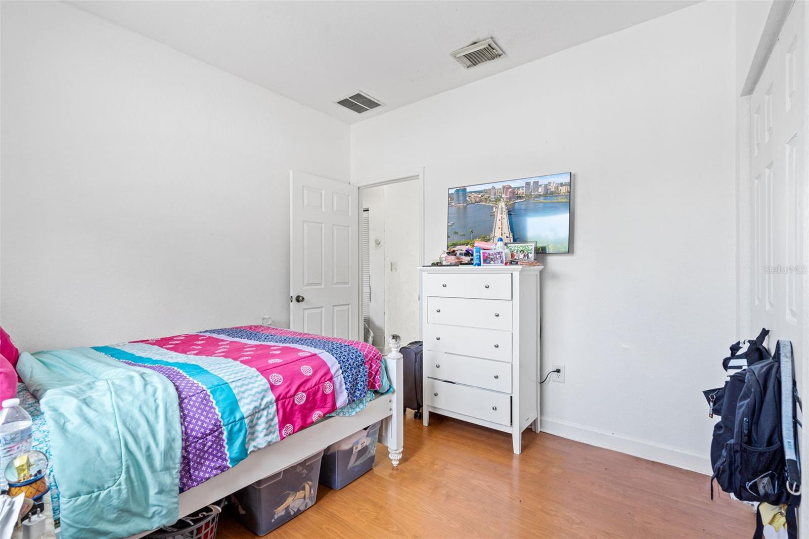 Image 27 of 70 For 3135 4th Street