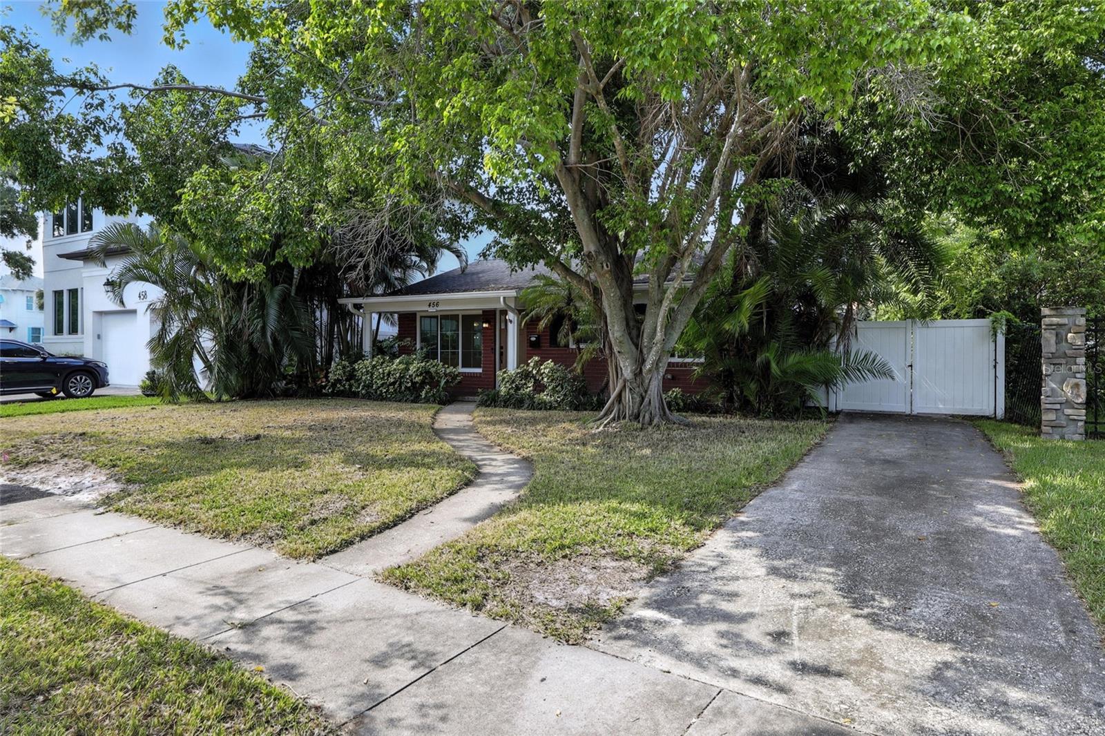 Image 2 of 29 For 456 Marmora Avenue