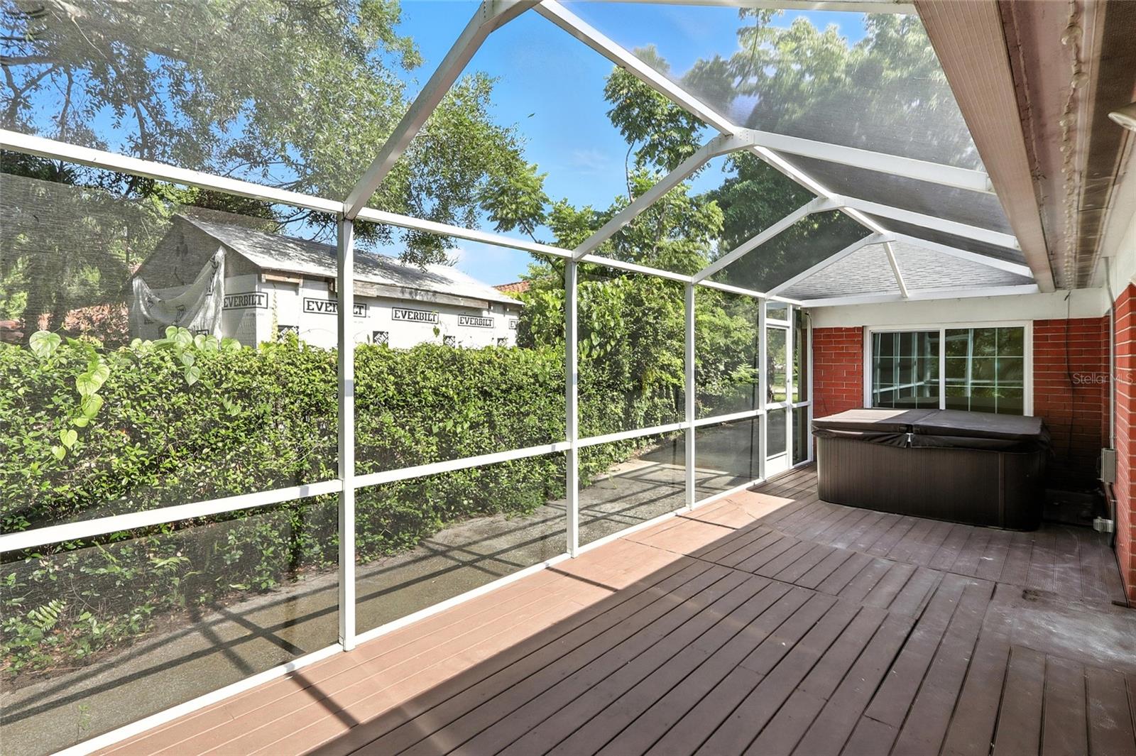 Image 24 of 29 For 456 Marmora Avenue